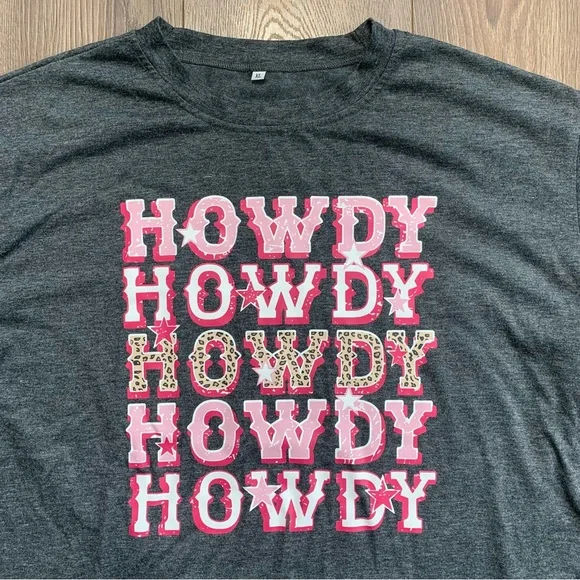 Howdy Print Tee - Picture 3 of 11